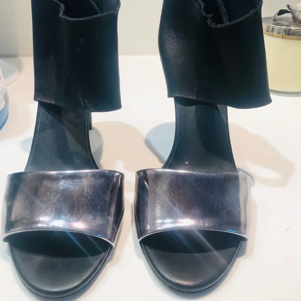 Vince beautiful heels